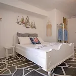 Sing&blossom Mykonos Town